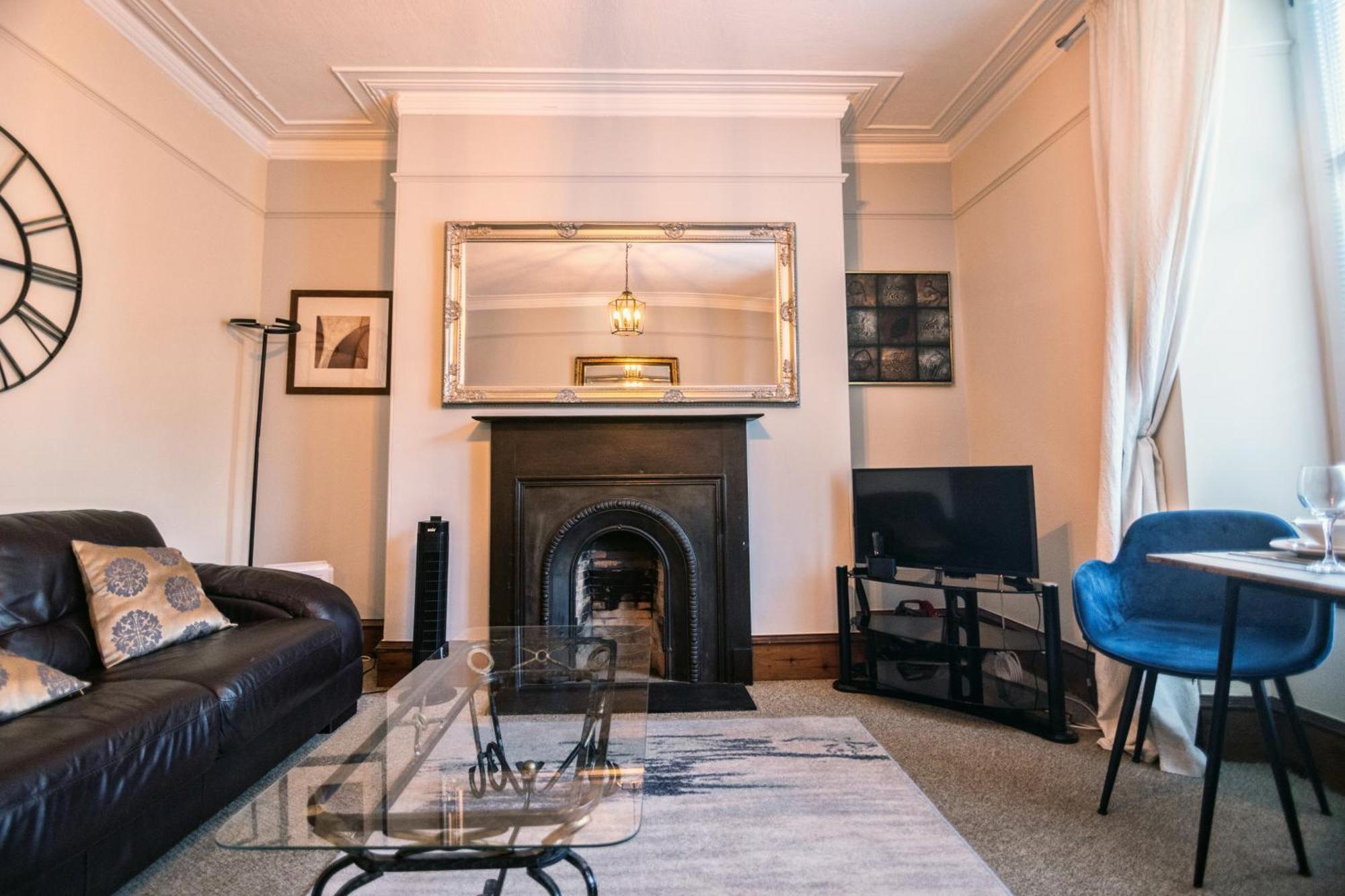 Summit Apartment - Cozy Aberdeen West End Flat Prime Location - Perfect For Short Or Long Stay - 1 Bedroom Eksteriør billede